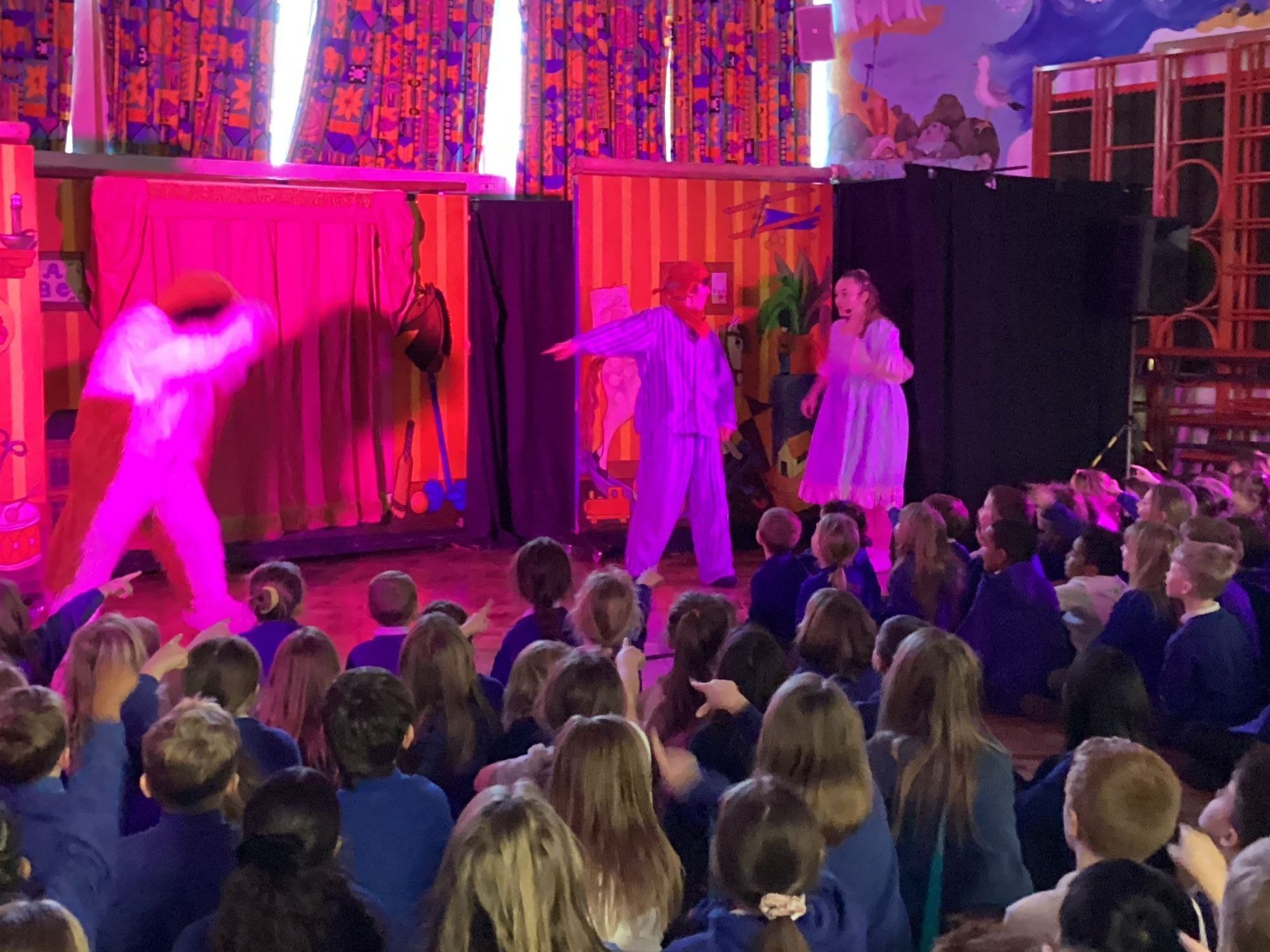 Pantomime visits Cropwell Bishop Primary School